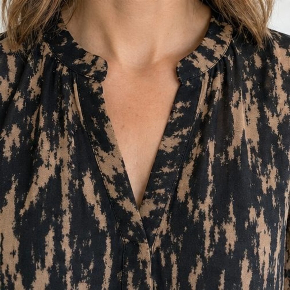 Blush Peplum Top - Picture 4 of 6